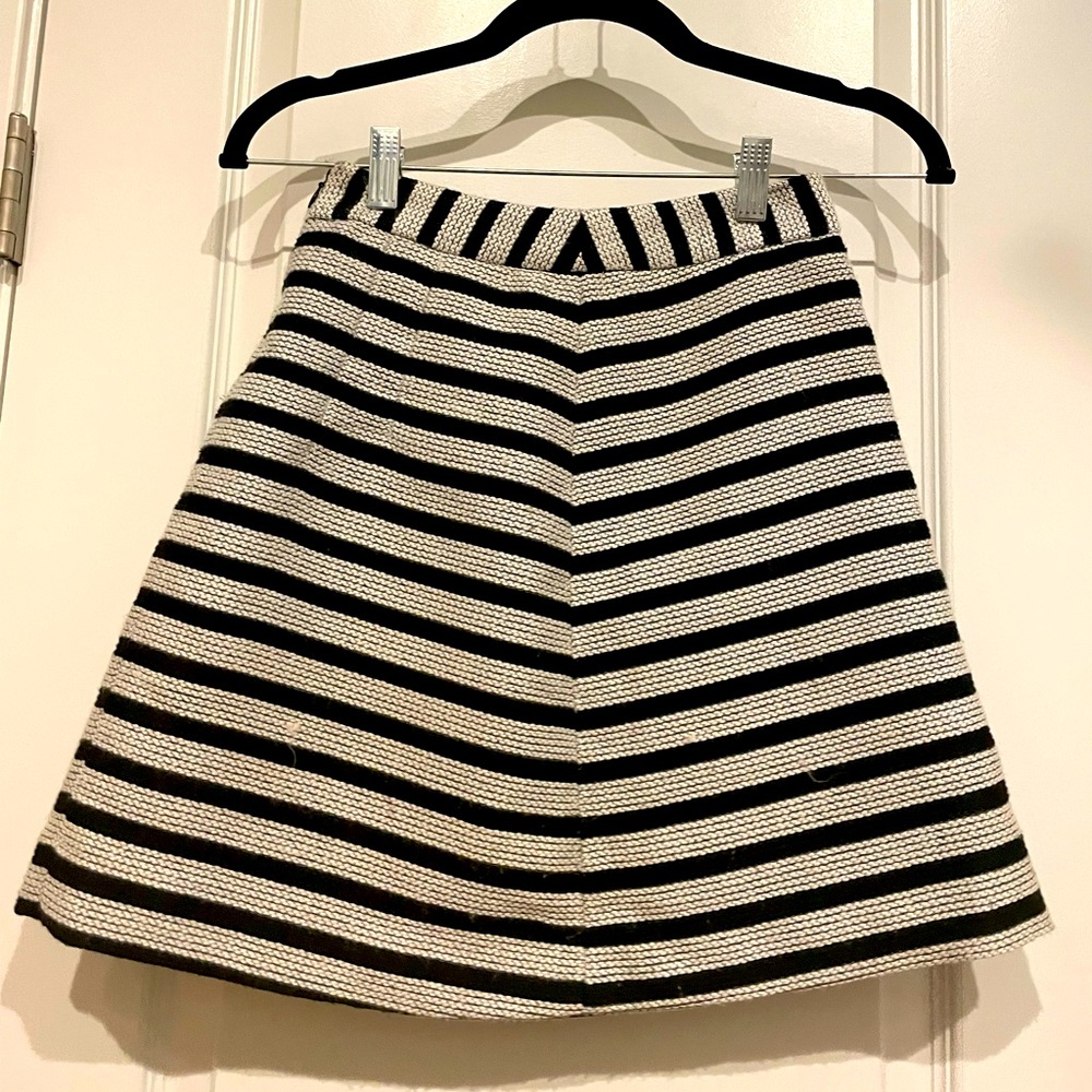 Express black and white skirt